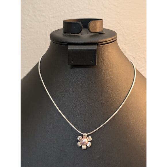 925 Sterling Snake Chain Pink Pearl Flower Pendant 18" Necklace - Picture 7 of 7